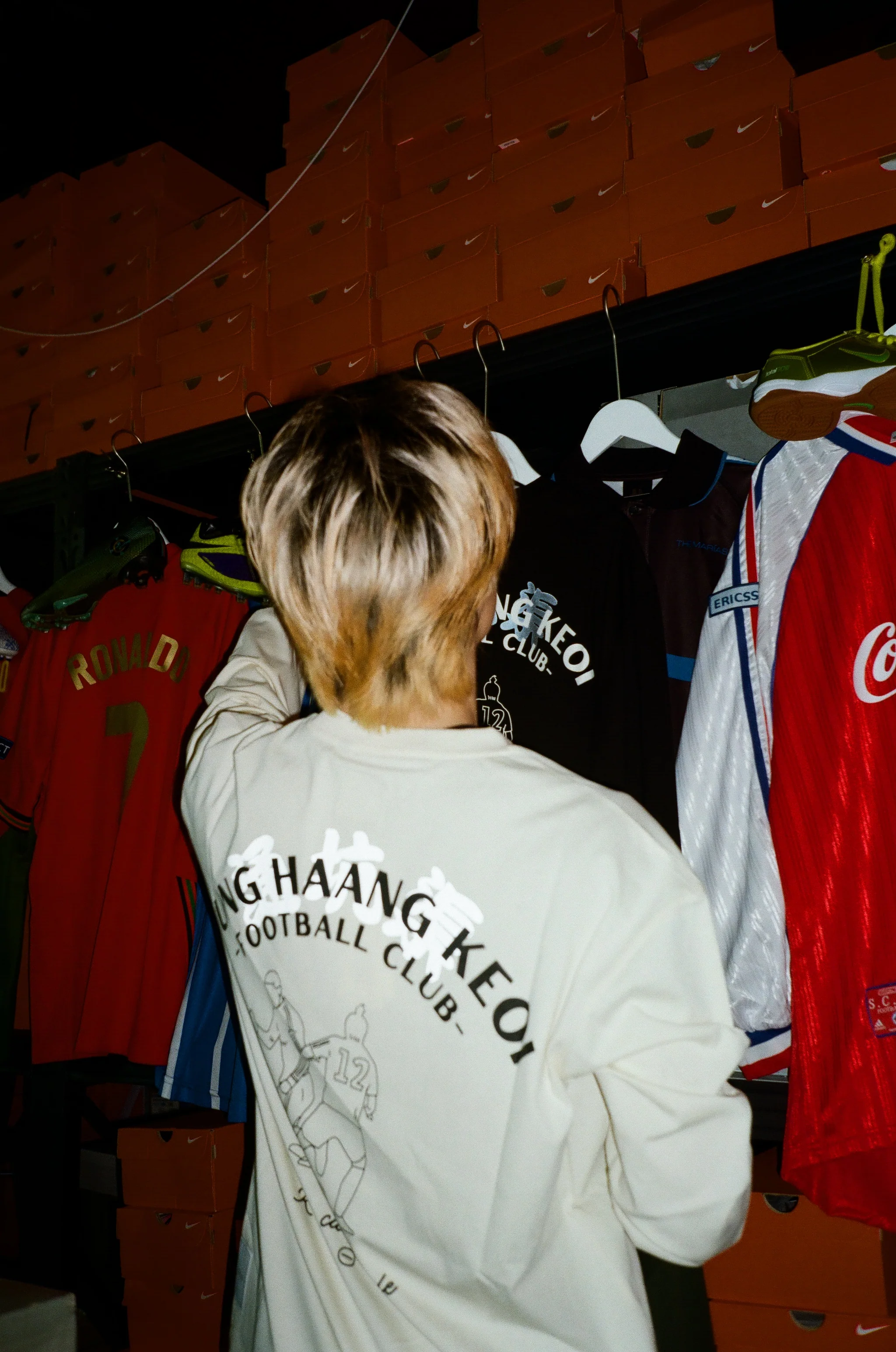 TUNG HAANG KEOI FOOTBALL CLUB LONG SLEEVE TEE - Image 8
